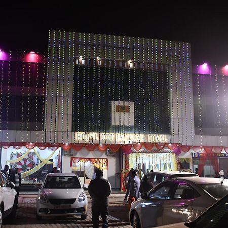 Hotel Dev International Khalilabad Esterno foto