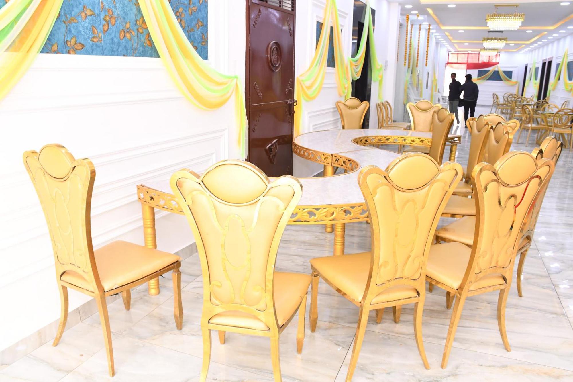 Hotel Dev International Khalilabad Esterno foto