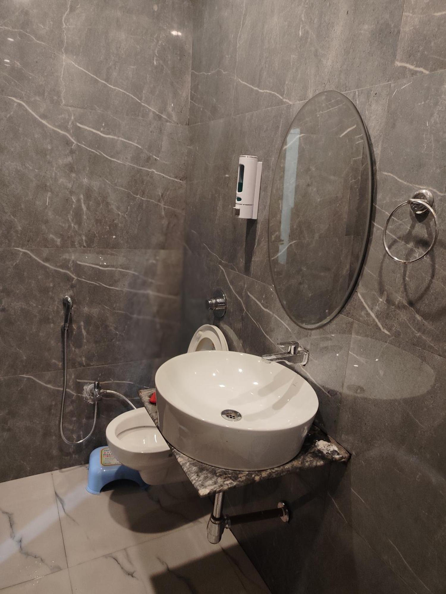 Hotel Dev International Khalilabad Esterno foto